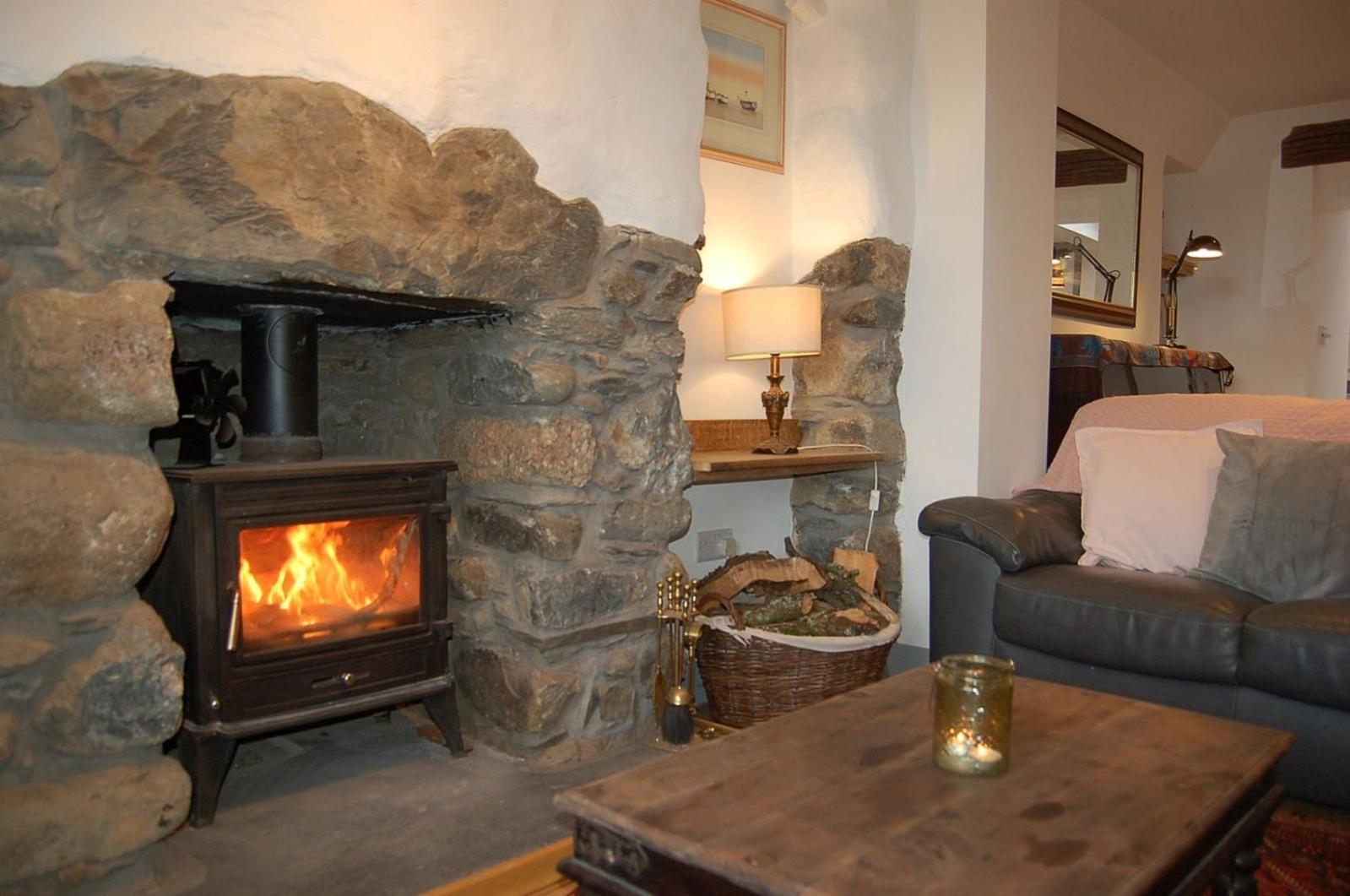 Ty Del - Beautiful Home In Tywyn Exterior photo