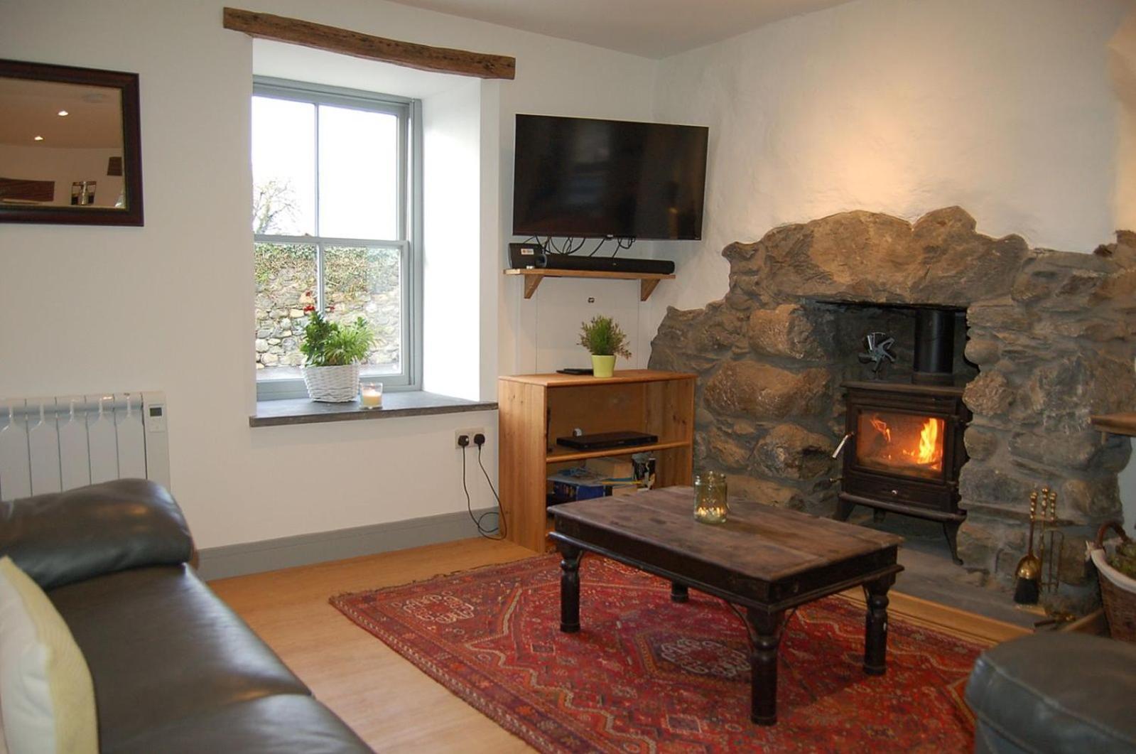 Ty Del - Beautiful Home In Tywyn Exterior photo